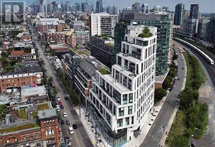 Photo de la propriété:  200 Sudbury Street 8  ON M6J 0N1 