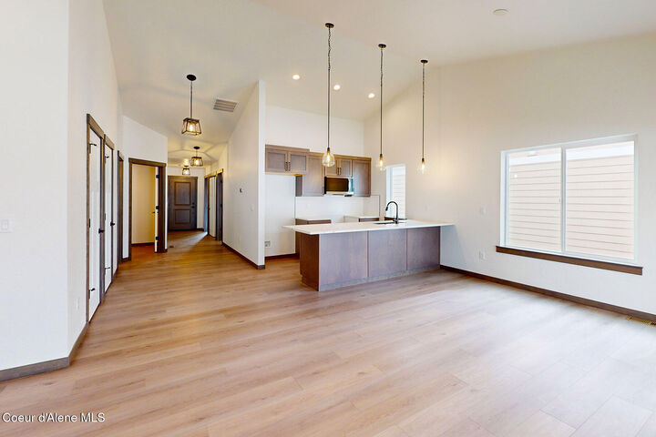 Property Photo:  898 E Valley St S  ID 83822 