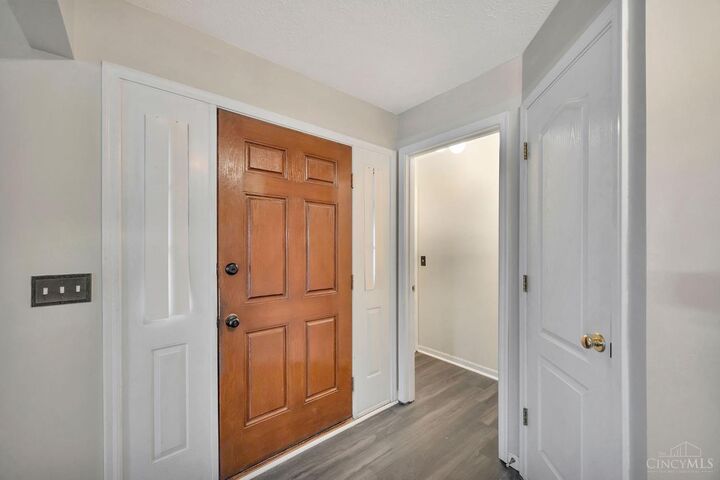 Property Photo:  9160 Cobblechase Court  OH 45251 