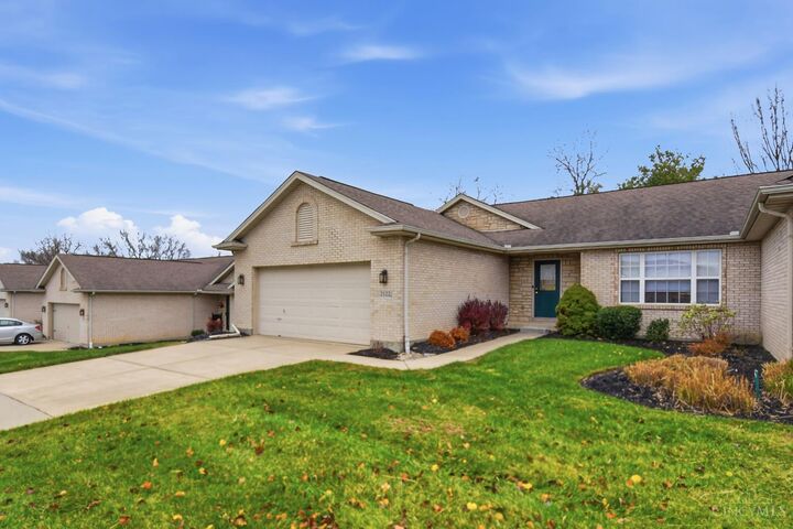 2122 Castle Pines Court  Hamilton OH 45013 photo