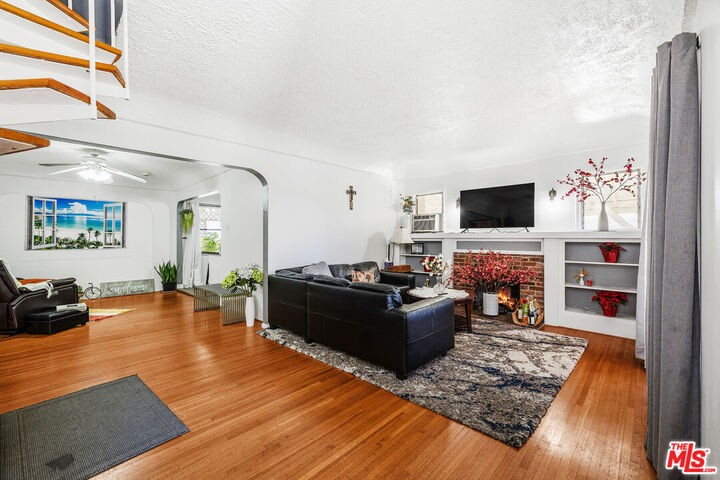 Property Photo:  5184 Caspar Ave  CA 90041 