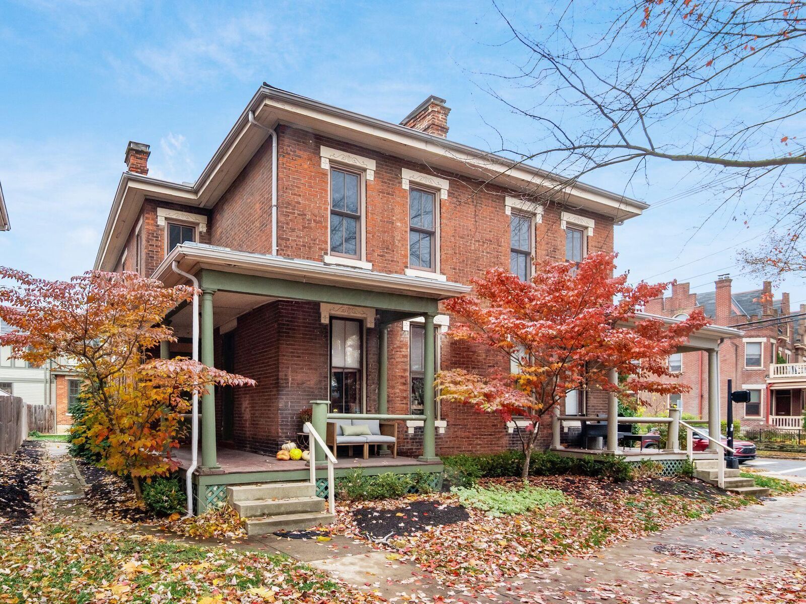 Property Photo:  936 1/2 Neil Avenue  OH 43201 