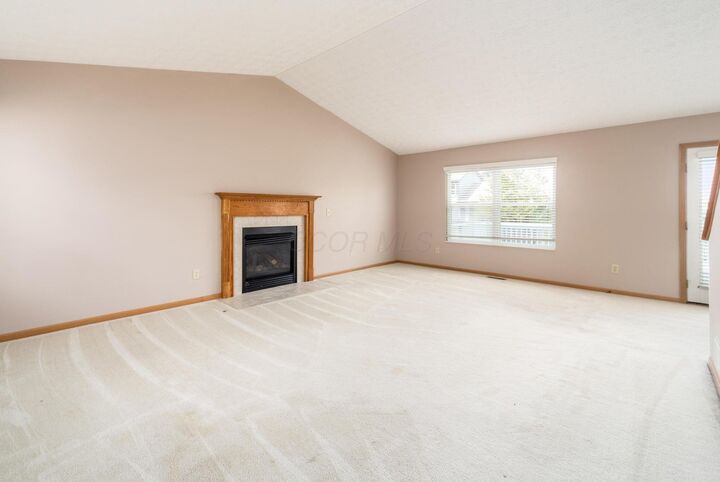 Property Photo:  645 Thatch Street  OH 43068 