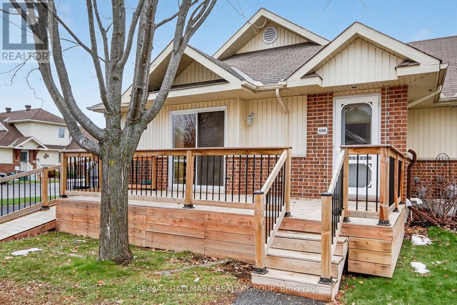 Property Photo: 600 Sunbeam Private ON K0A 2Z0