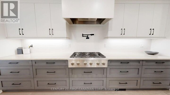 Property Photo:  527 Topping Lane  ON N6J 3M8 