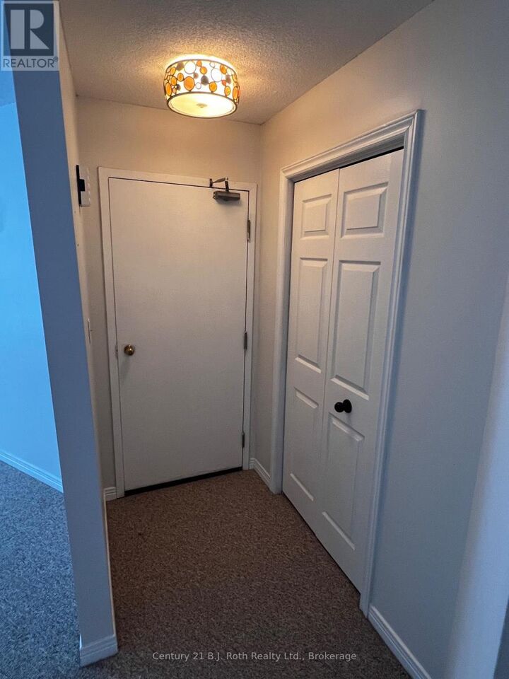 Photo de la propriété:  406 Mary Street 2  ON L3V 3G3 