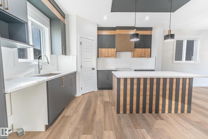 Property Photo:  72 Patriot Way  AB T7X 2W6 