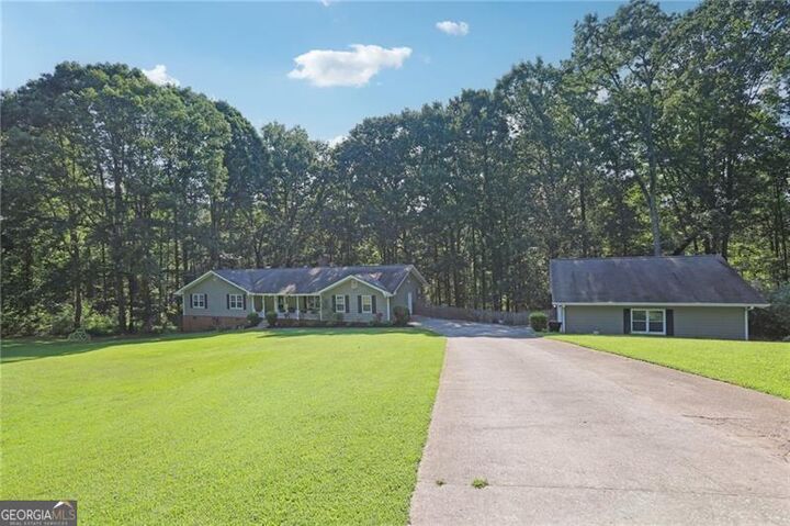 Property Photo:  3284 Creekside Drive SE  GA 30094 