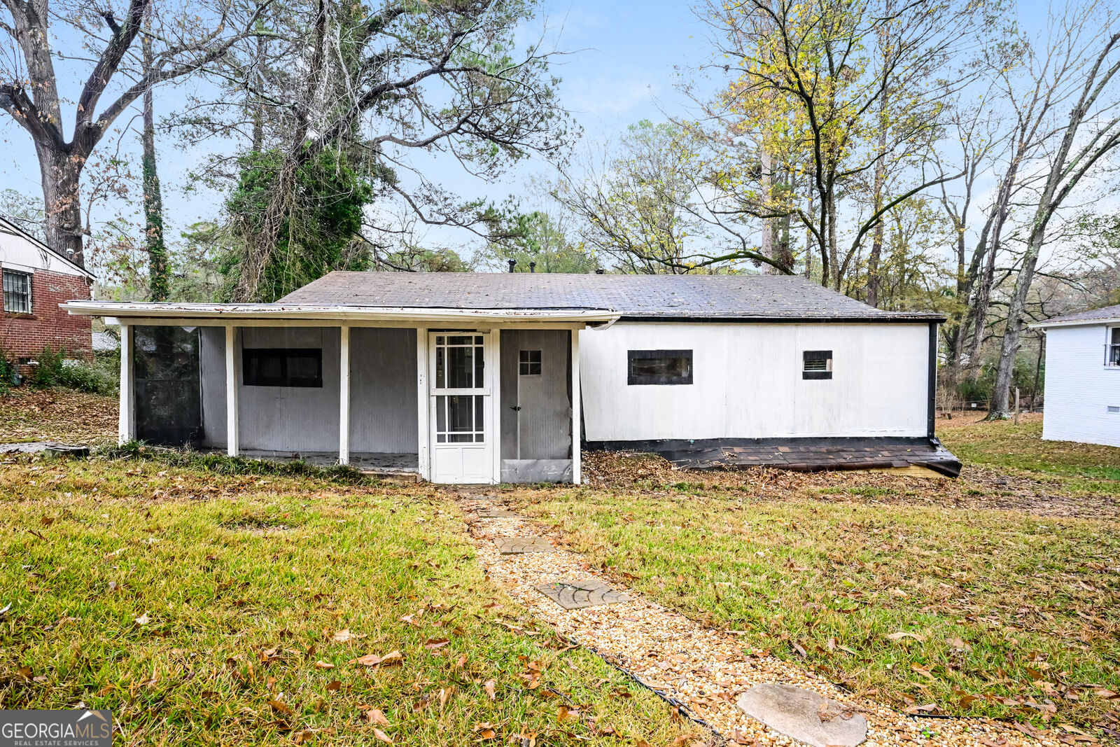Property Photo: 3382 Renault Road SE GA 30354