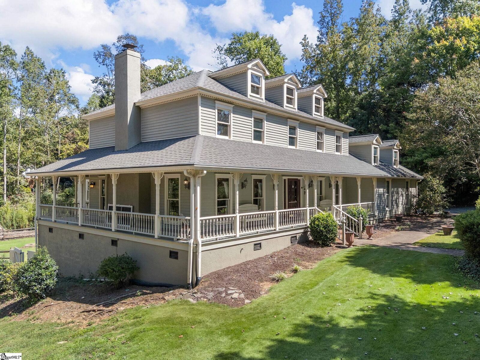 Property Photo:  1218 Shadowood Drive  SC 29301 