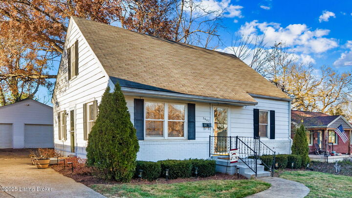 Property Photo:  3607 Locust Ave  KY 40299 