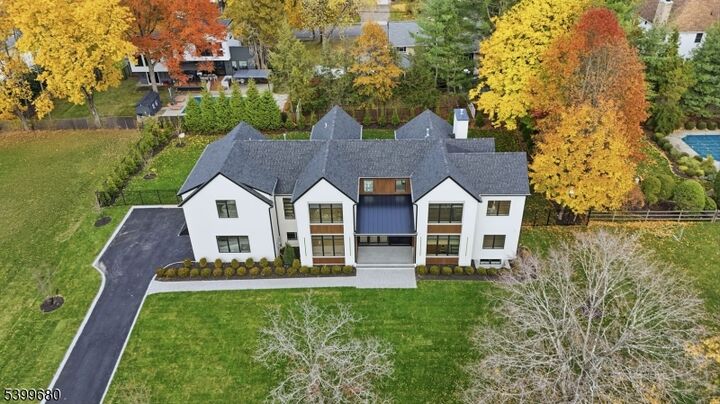 Property Photo:  12 Irene Ct  NJ 07627 