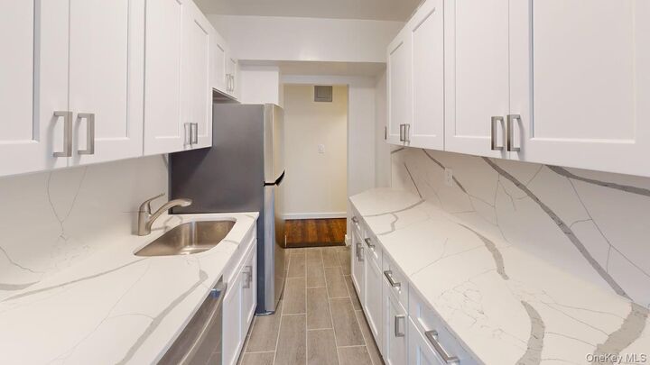 Property Photo: 678 Warburton Avenue 6L NY 10701