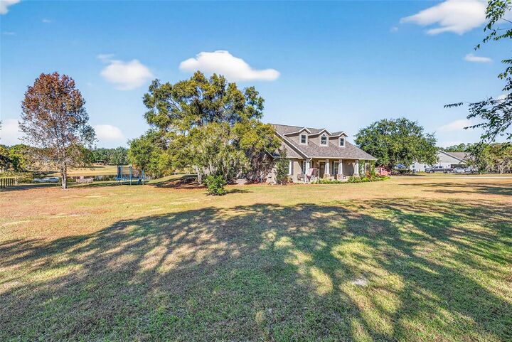 Property Photo: 18051 Hancock Bluff Road FL 33523