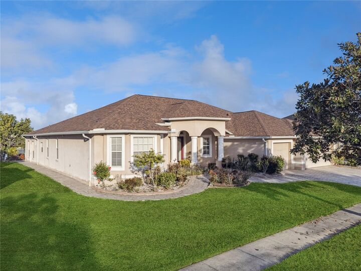 Property Photo: 2564 Chapala Drive FL 34746