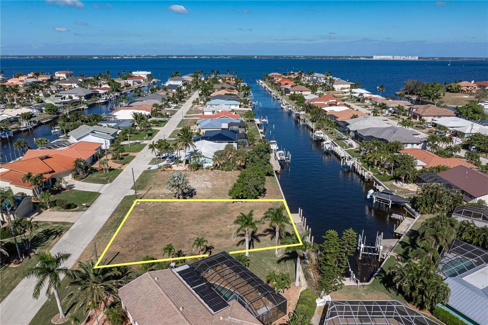 Property Photo:  80 Ocean Drive  FL 33950 