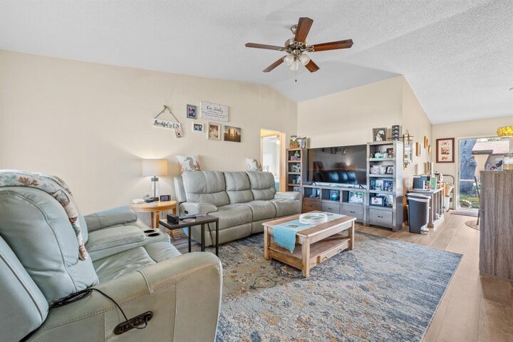 Property Photo: 9979 88th Way FL 33777