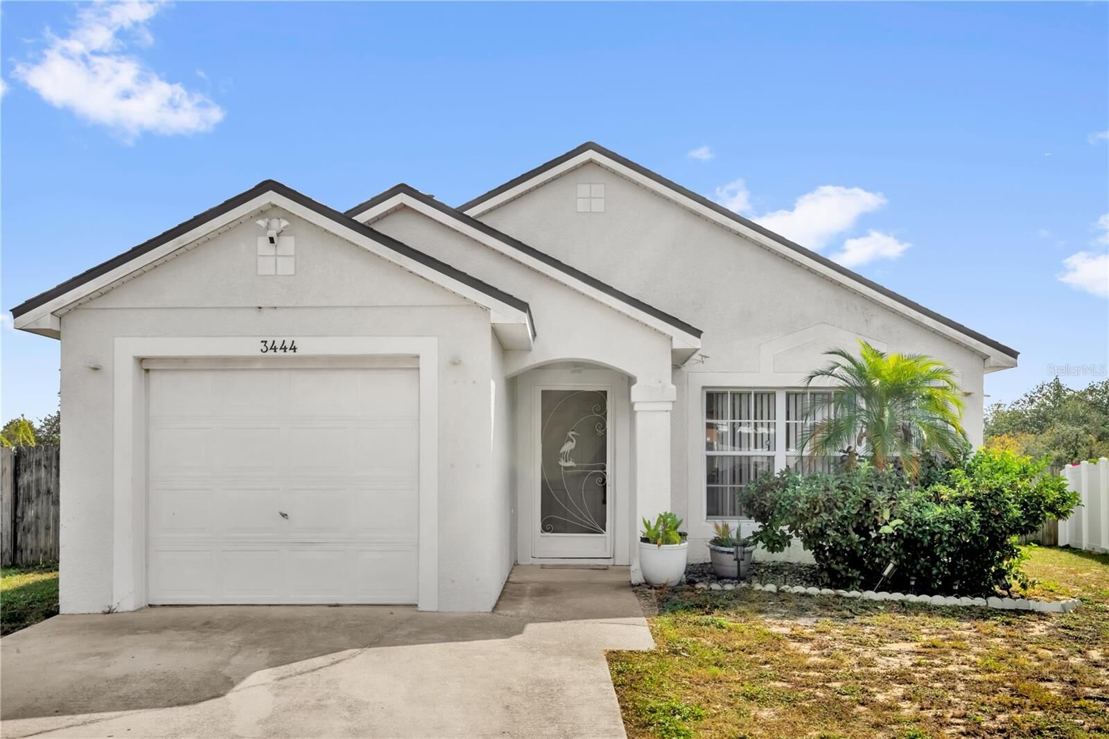 Property Photo:  3444 Dartford Drive  FL 33837 