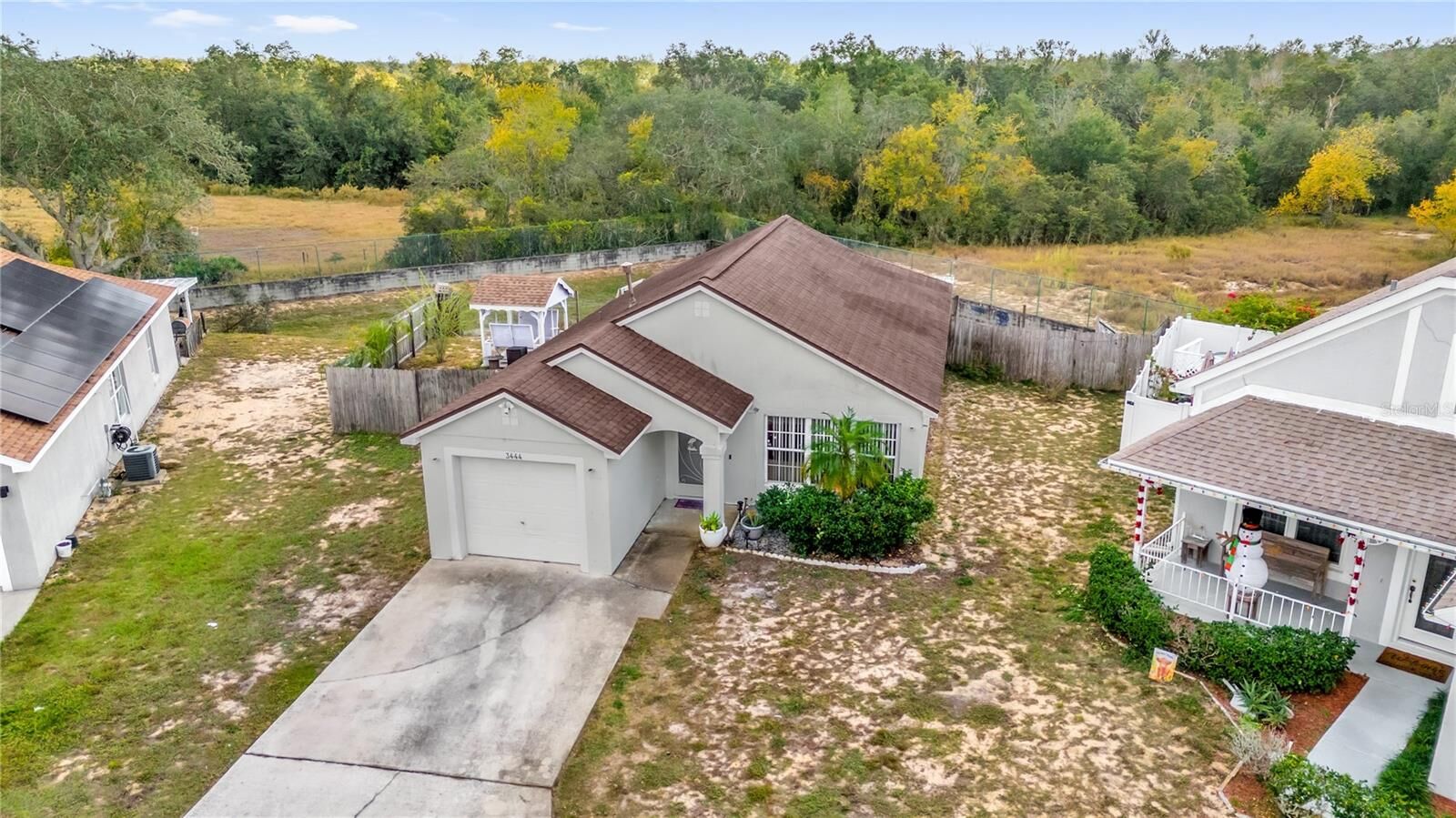 Property Photo:  3444 Dartford Drive  FL 33837 