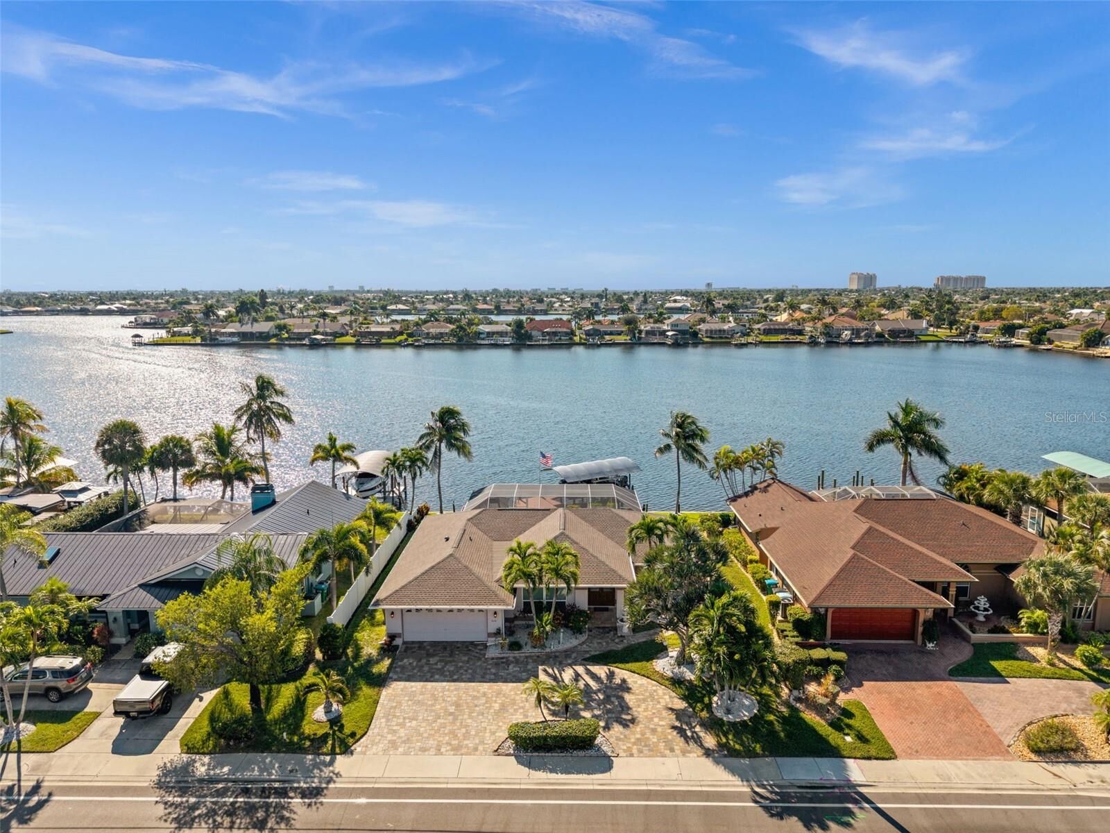 Property Photo: 626 Cape Coral Parkway W FL 33914