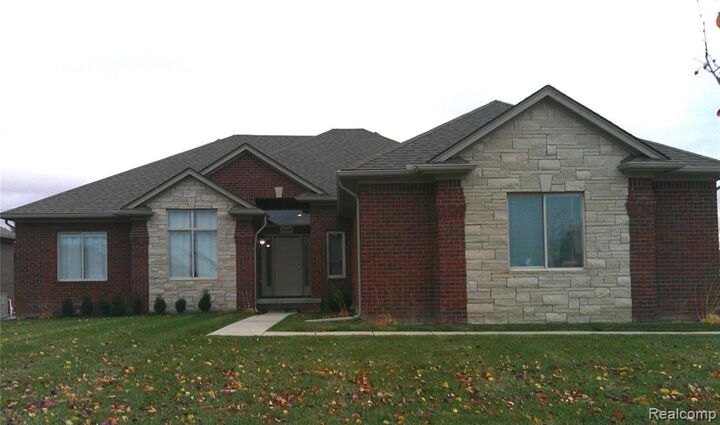 56508 Topaz Drive  Macomb MI 48042 6262 photo