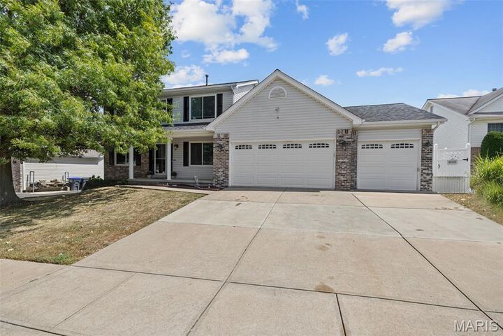 Property Photo:  6 Covered Wagon Trail Court  MO 63376 