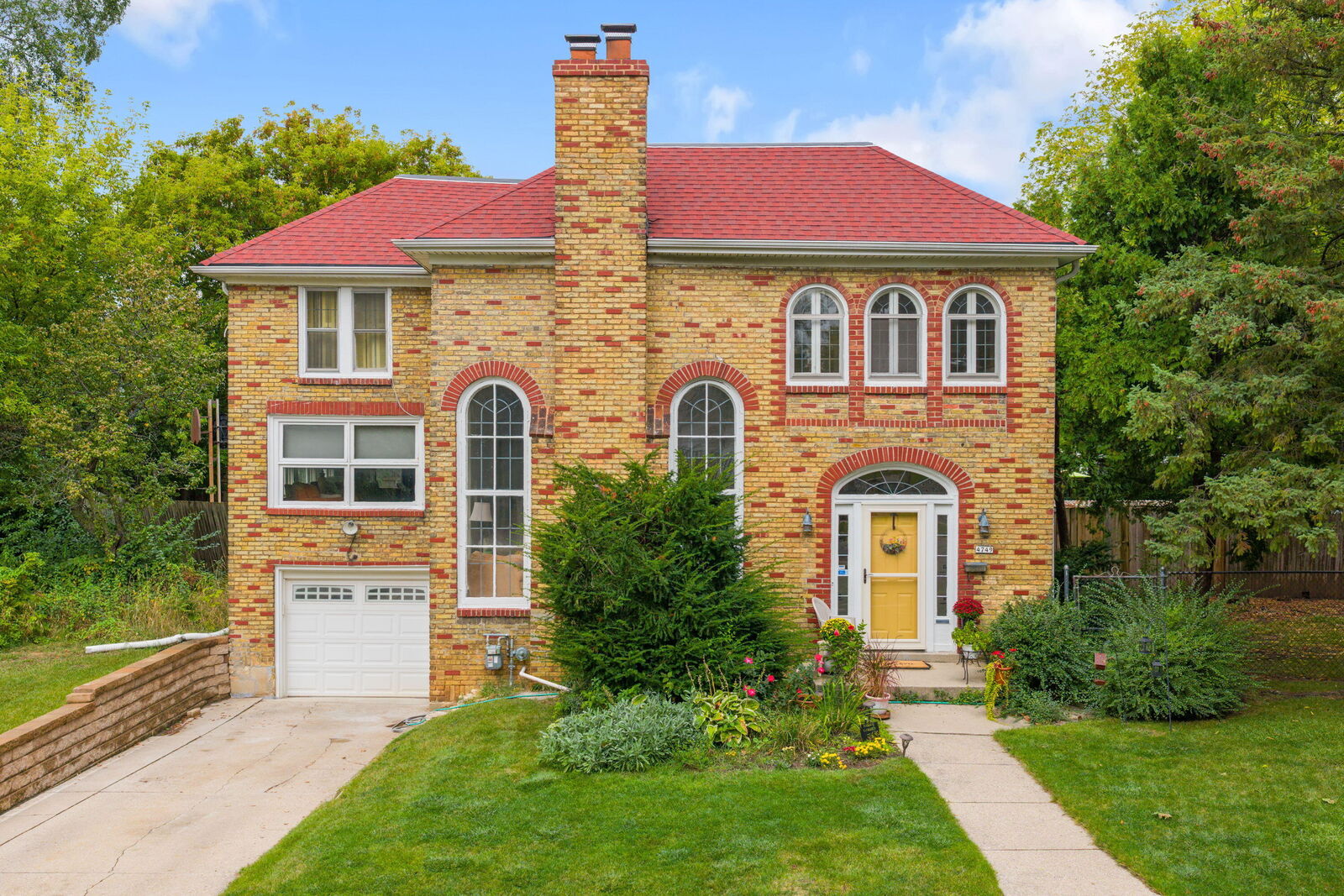 Property Photo: 4749 N 75th St WI 53218