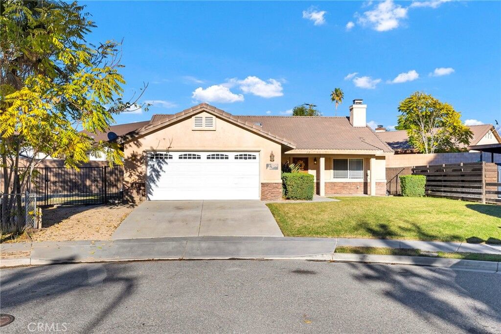 Property Photo:  1230 Shellie Lane  CA 92543 
