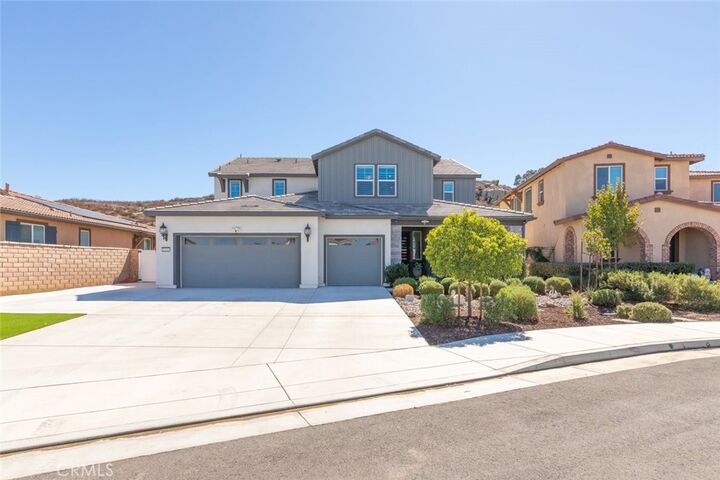 Property Photo: 26219 Silver Birch CA 92584
