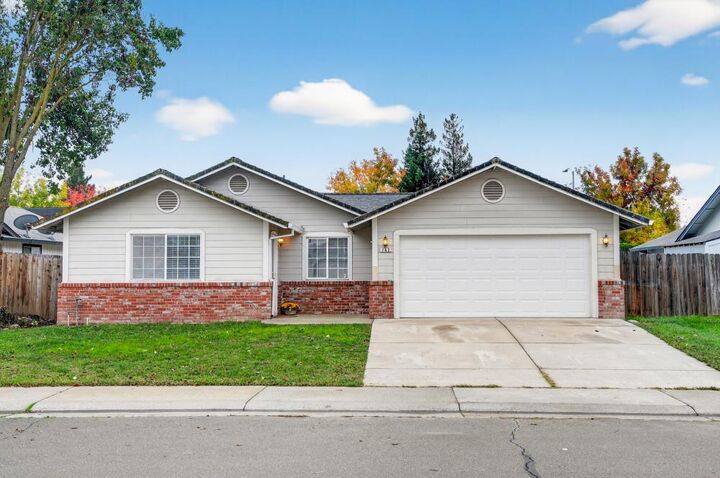 762 Twin Hills Drive  Galt CA 95632 photo