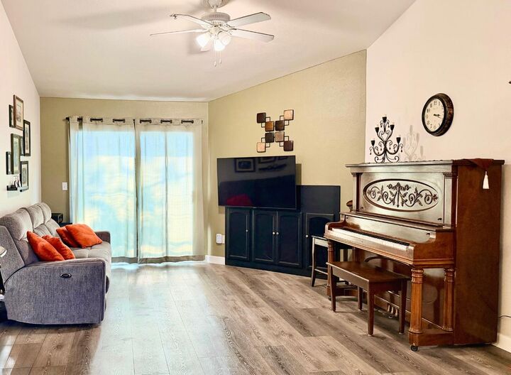 Property Photo:  4900 Dover Lane 1306  CA 95842 