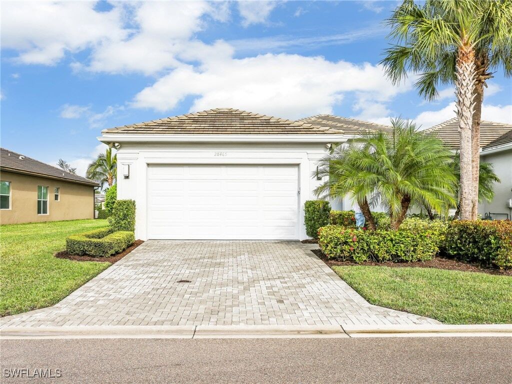 Property Photo:  28465 Abruzzo Drive  FL 34135 