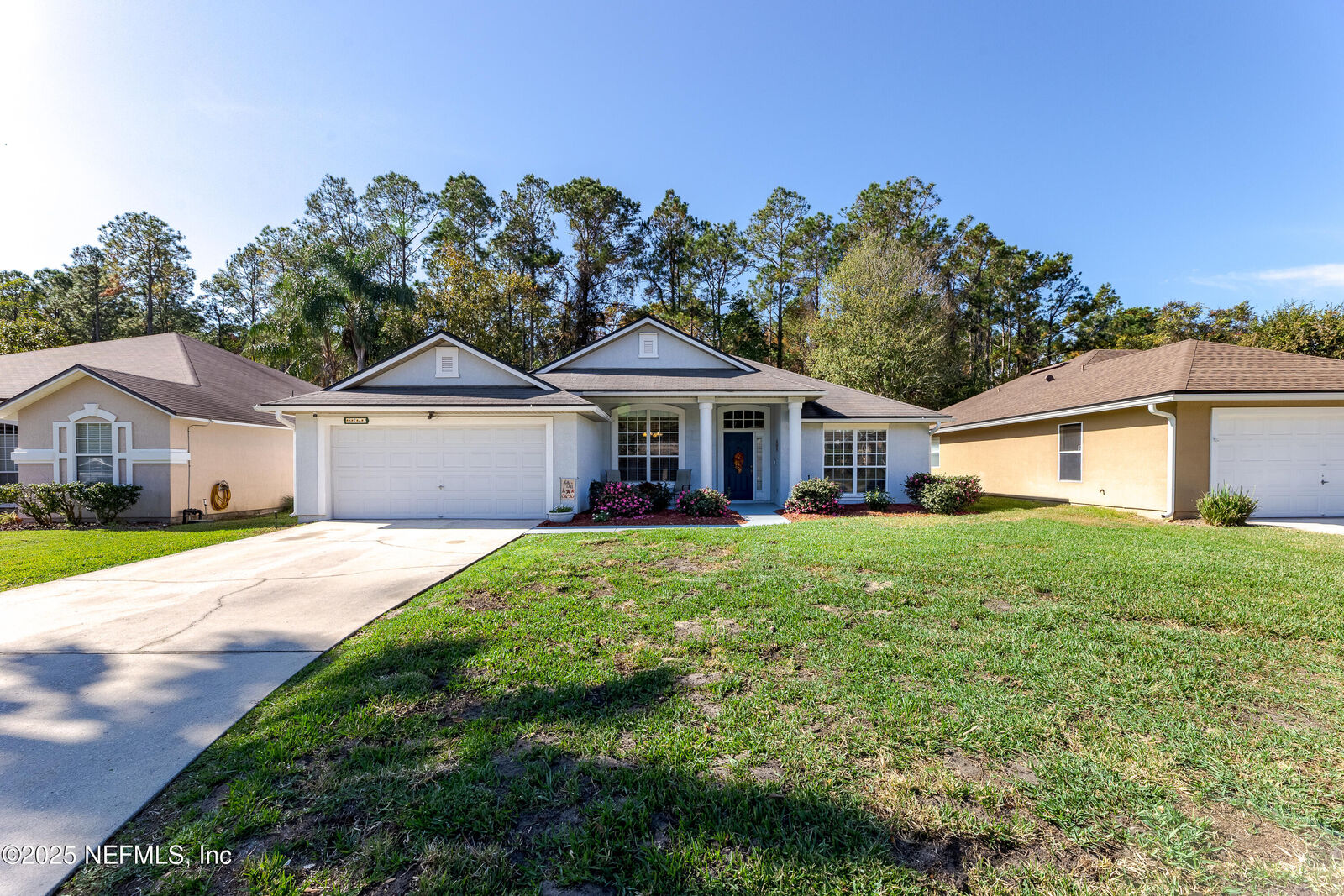 Property Photo:  8742 Canopy Oaks Drive  FL 32256 
