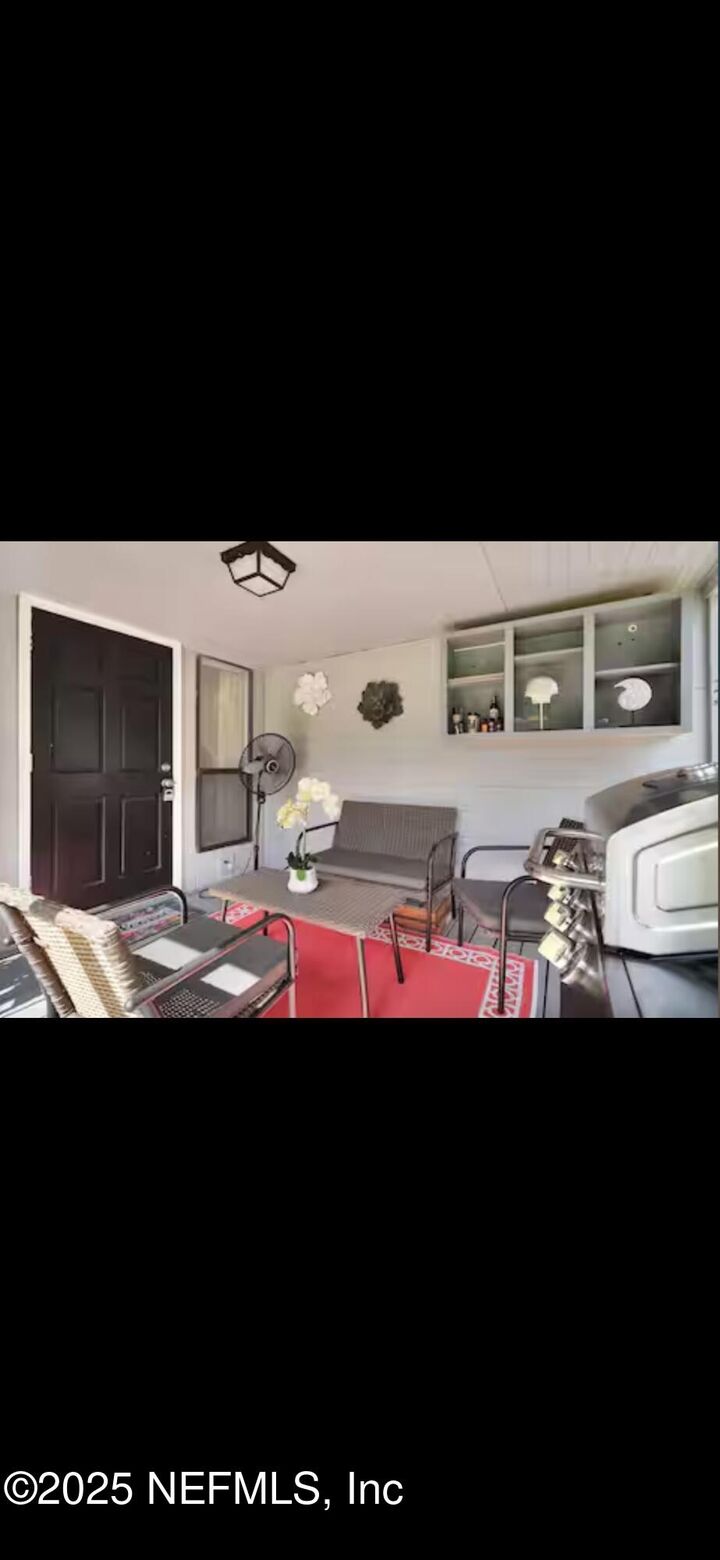 Property Photo: 12667 Pulaski Road FL 32218