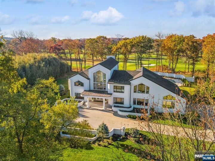 23 Rio Vista Drive  Alpine NJ 07620 photo