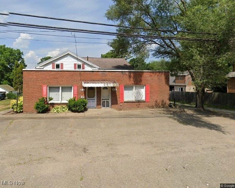 Property Photo: 6090 Manchester Road OH 44319