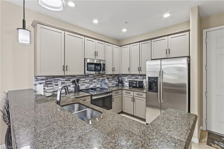 Property Photo:  8964 Malibu Ln 11  FL 34113 