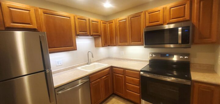 Property Photo:  3155 Coachman Road 408  MN 55121 