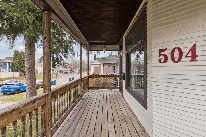 Property Photo:  504 Winslow Avenue  MN 55107 