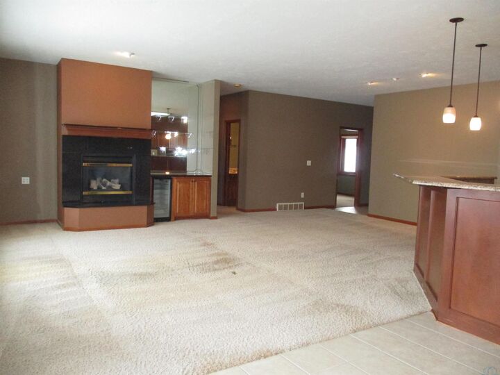 Property Photo: 6317 Whispering Creek Dr IA 51106