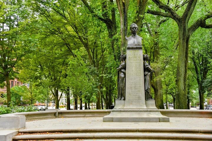 Property Photo:  127 Commonwealth Ave  MA 02116 