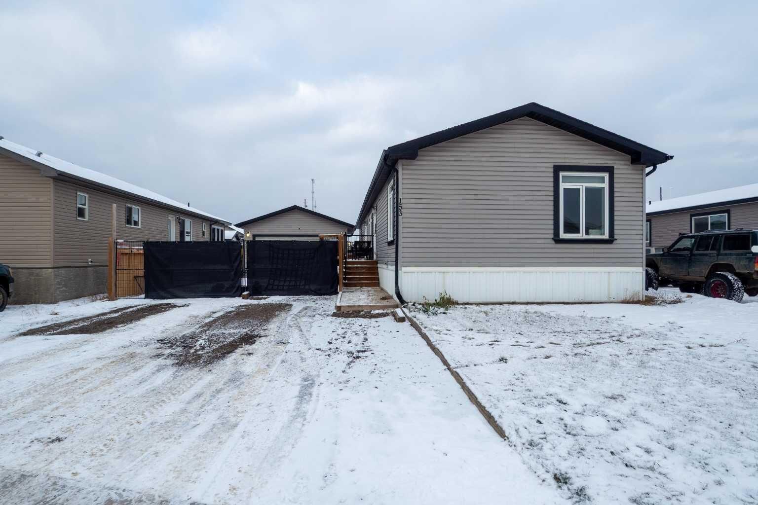 Property Photo:  153 Beardsley Crescent  AB T9H 2S1 