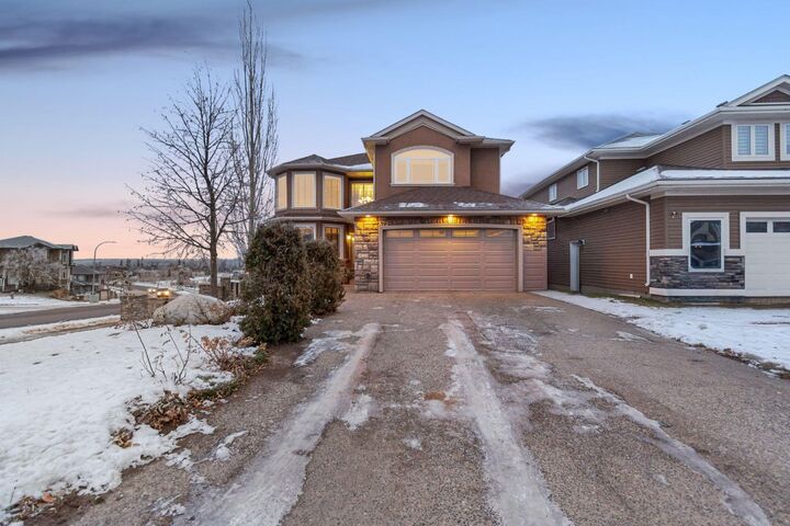 Property Photo:  472 Killdeer Way  AB T9K 0R8 