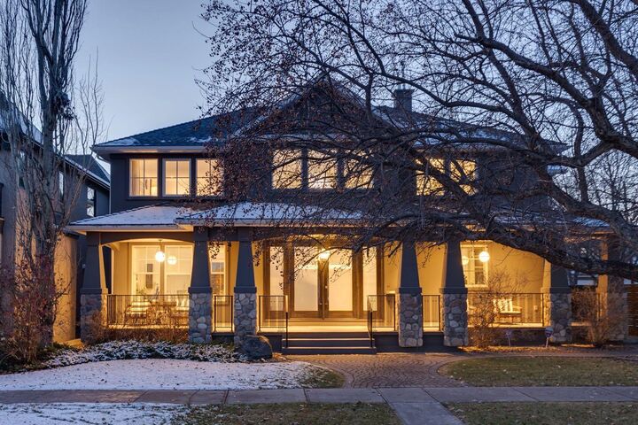 329 11 Street NW  Calgary AB T2N 1X2 photo