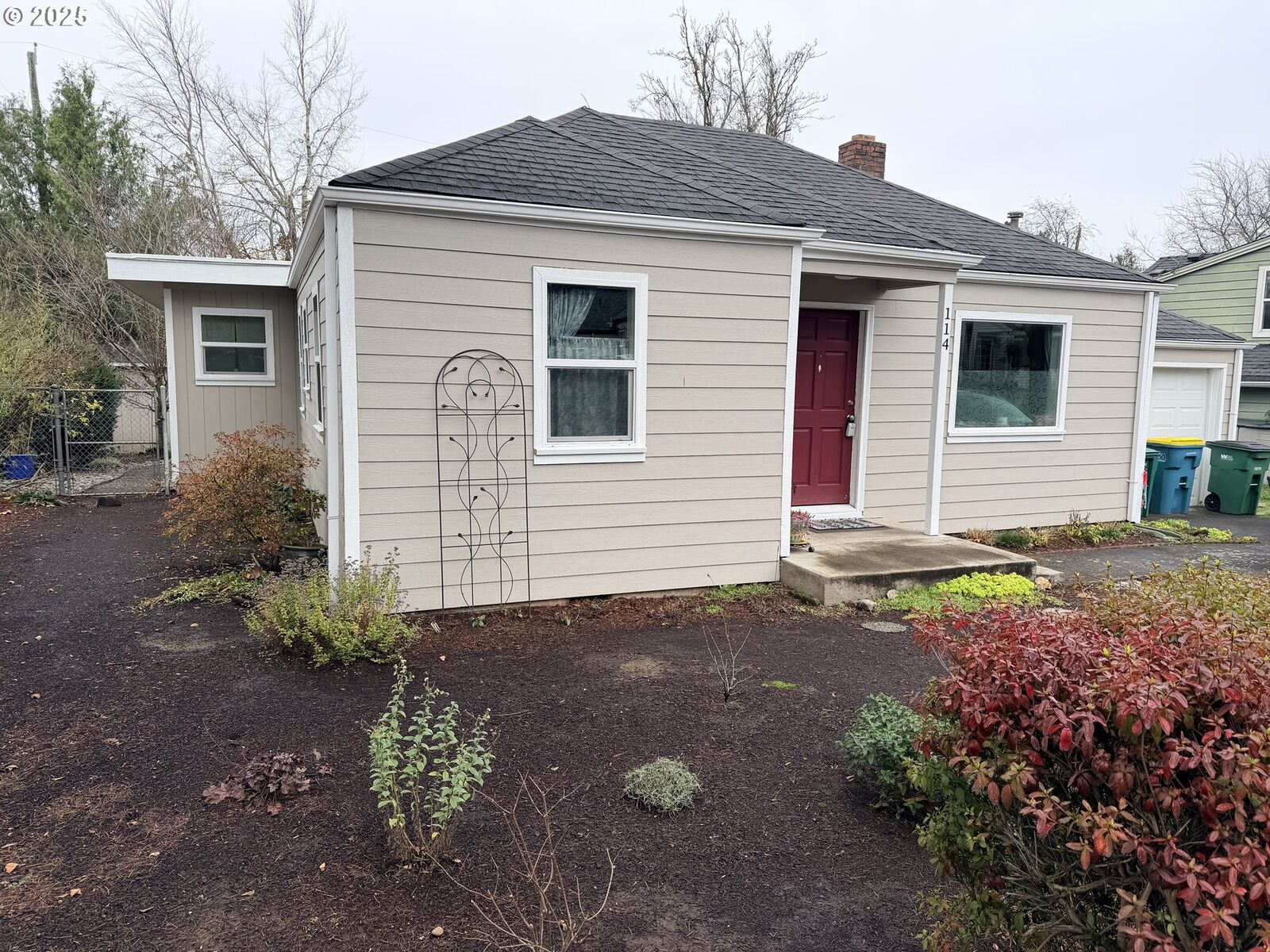 Property Photo:  114 Maple Blvd  OR 97060 