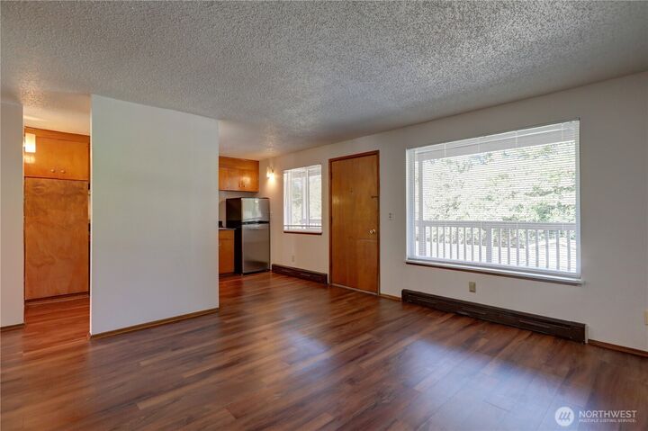 Property Photo: 30853 14th Avenue S WA 98003