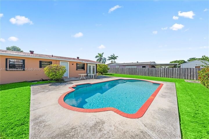 Property Photo:  14731 SW 285th St  FL 33033 