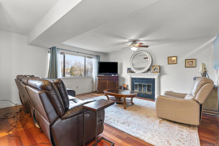 Property Photo:  113 Spring Glen 113  CT 06484 
