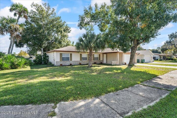 2212 Spring Circle  Cocoa FL 32926 photo