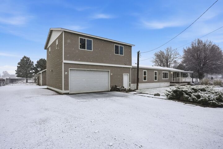 Property Photo:  17705 E Boone Ave  WA 99016 